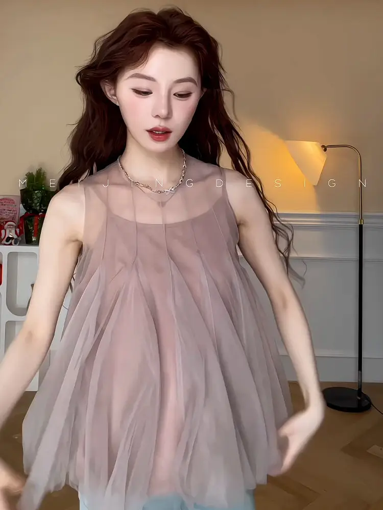 Women Clothing Crop Top New Summer High-end Designed Temperature Korean Sweet Style Mesh Sleeveless Pleated Suspender Top
Women Clothing Crop Top New Summer High-end Designed Temperature Korean Sweet Style Mesh Sleeveless Pleated Suspender Top