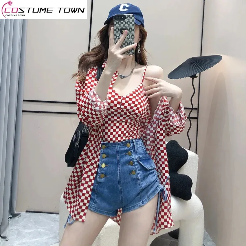 Spring/Summer Set Women's New 2023 Checkerboard Contrast Medium Length Loose Shirt with Tank Top Short Three Piece Set
Spring/Summer Set Women's New 2023 Checkerboard Contrast Medium Length Loose Shirt with Tank Top Short Three Piece Set