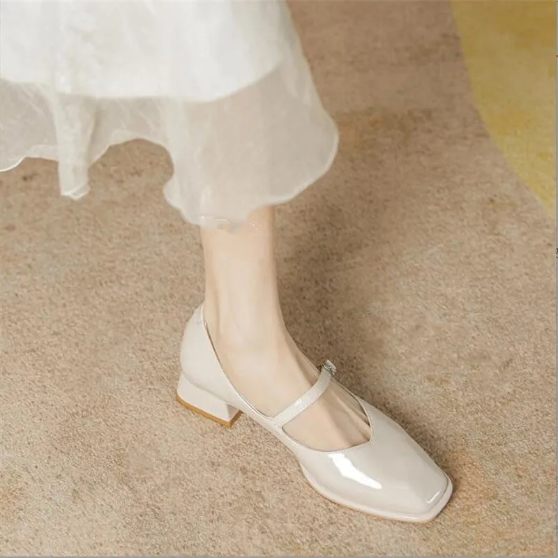 Women Soft Leather Shoes Women's Spring 2023 New Non-slip Soft Sole Comfortable Thick Heel Shoes Women's Fashion High Heel Shoes
Women Soft Leather Shoes Women's Spring 2023 New Non-slip Soft Sole Comfortable Thick Heel Shoes Women's Fashion High Heel Shoes