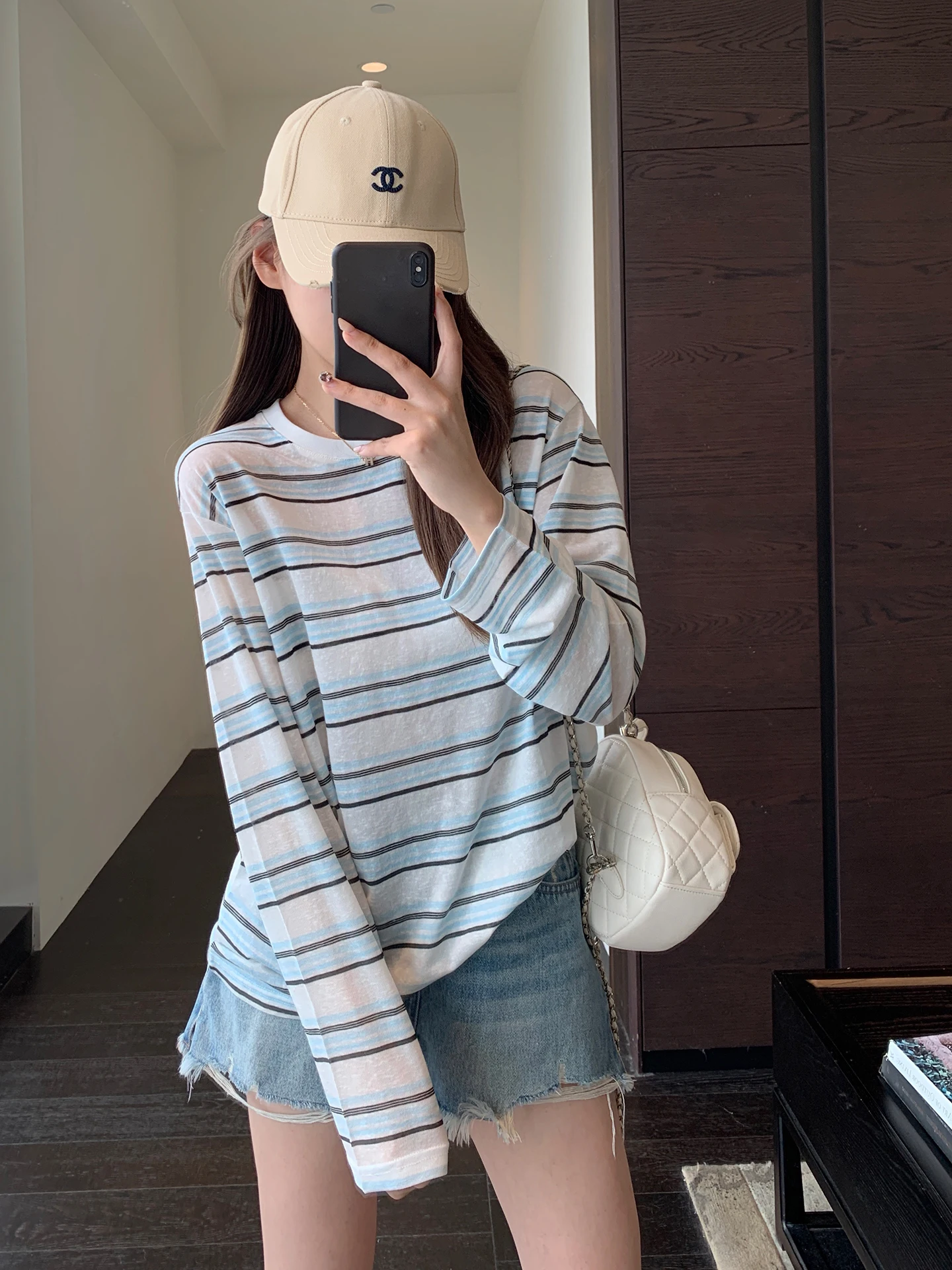 AMR UU Women's Comfortable Cool Feeling Loose Striped Knitwear Air Conditioned Spring Summer New Casual Style Soft Long Sleeve
AMR UU Women's Comfortable Cool Feeling Loose Striped Knitwear Air Conditioned Spring Summer New Casual Style Soft Long Sleeve