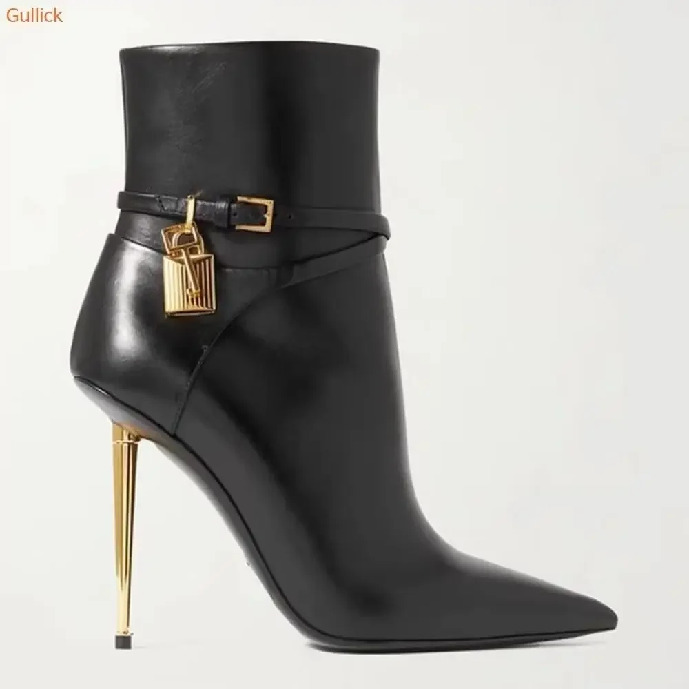 Solid Color Pointed Toe Ankle Boots Gold Lock Metal Heel Stiletto Heel 10CM Women Patent Leather Suede Short Boots 44 SIZE
Solid Color Pointed Toe Ankle Boots Gold Lock Metal Heel Stiletto Heel 10CM Women Patent Leather Suede Short Boots 44 SIZE