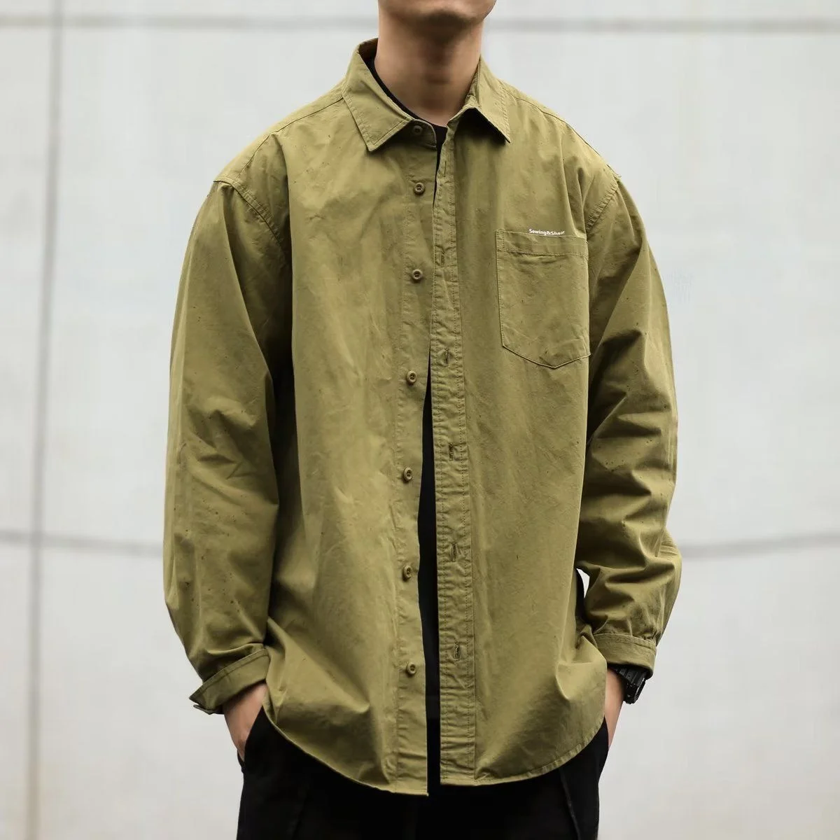 Men's Casual Loose Long Sleeve Shirt Vintage Japanese Style Pure Color Versatile Workwear Shirt Comfortable Polyester Fiber
Men's Casual Loose Long Sleeve Shirt Vintage Japanese Style Pure Color Versatile Workwear Shirt Comfortable Polyester Fiber