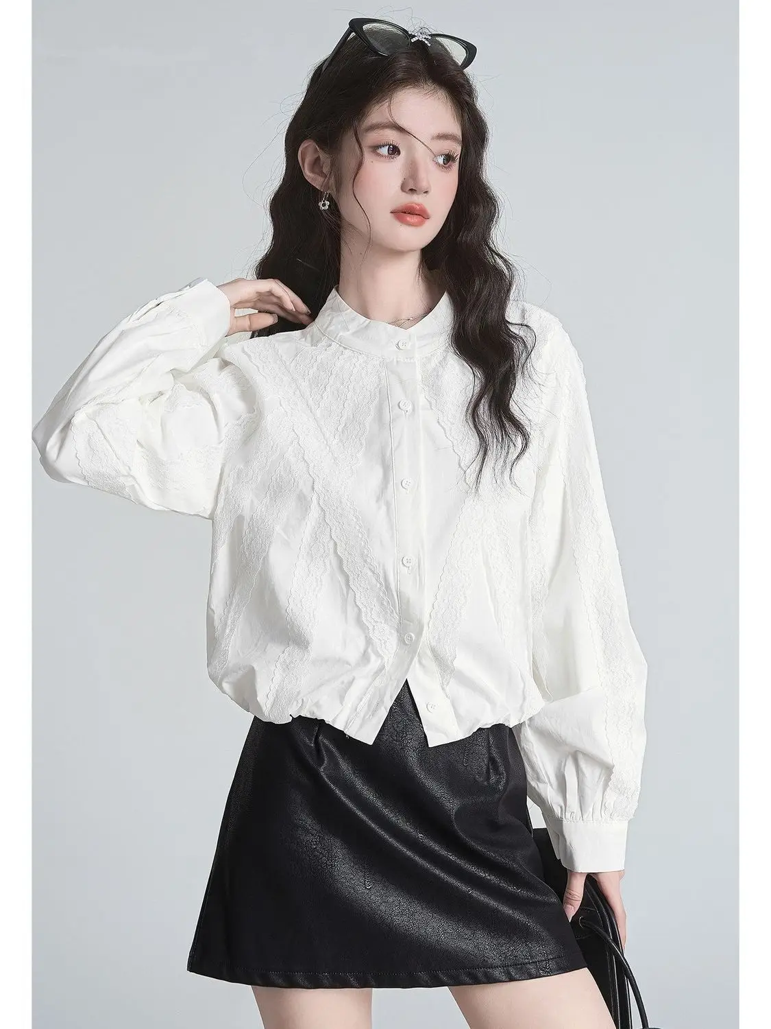 Design Sense Splicing White Stand Up Collar Long Sleeved Shirt For Women's Spring And Autumn Shirts Short Top
Design Sense Splicing White Stand Up Collar Long Sleeved Shirt For Women's Spring And Autumn Shirts Short Top