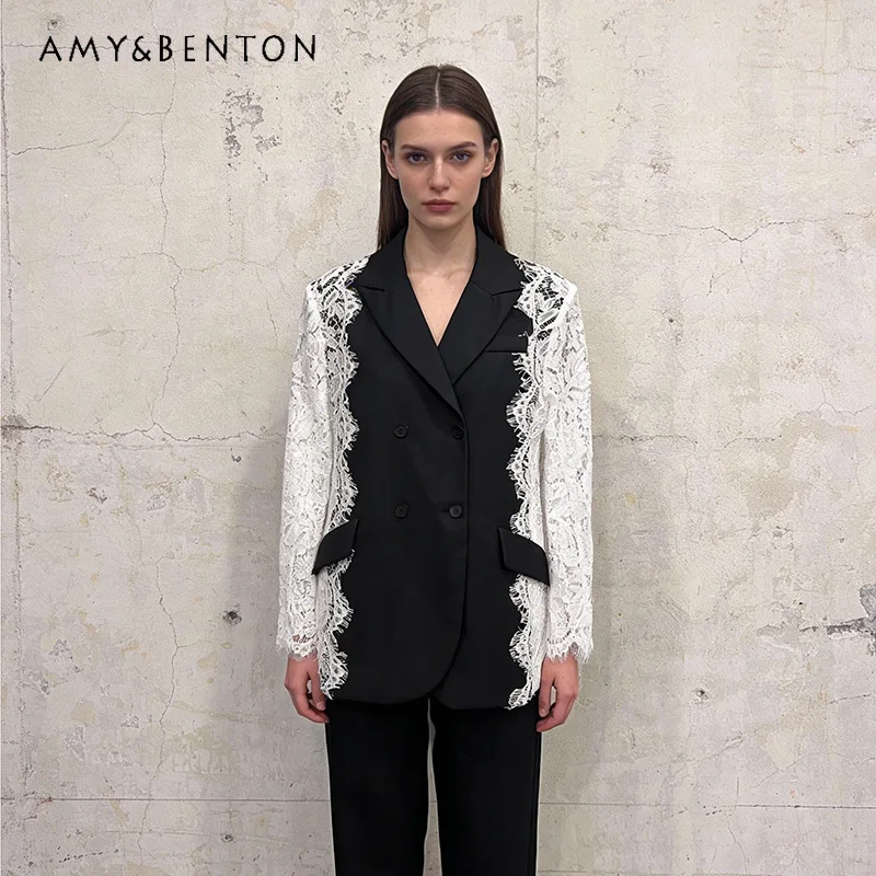 Temperament High-end Women's Coat 2026 Spring New Fashion Lace Splicing Sweet Cool Double-breasted V-neck Versatile Suit Ladies
Temperament High-end Women's Coat 2026 Spring New Fashion Lace Splicing Sweet Cool Double-breasted V-neck Versatile Suit Ladies