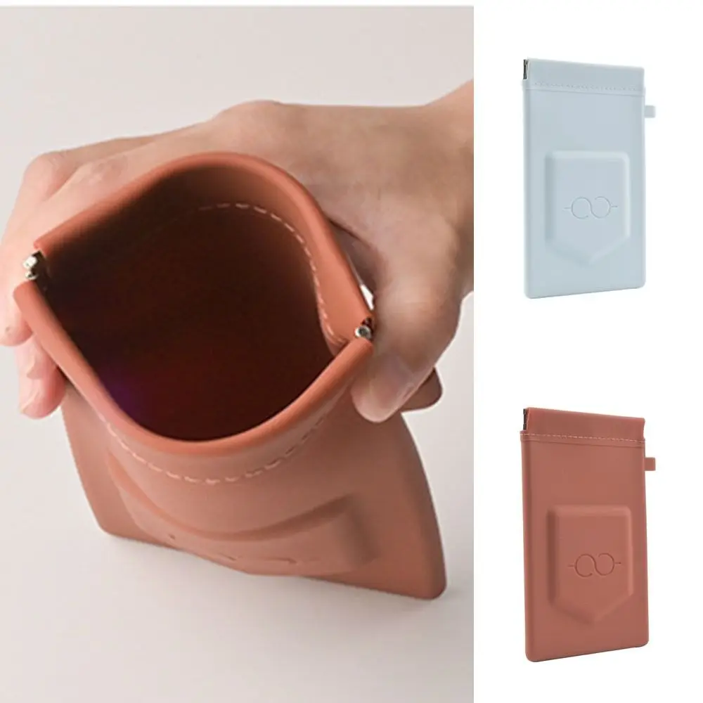 Portable Silicone Glasses Bag Soft Dustproof Reading Eyewear Case Protective Cover Waterproof Sunglasses Storage Bag for Women
Portable Silicone Glasses Bag Soft Dustproof Reading Eyewear Case Protective Cover Waterproof Sunglasses Storage Bag for Women