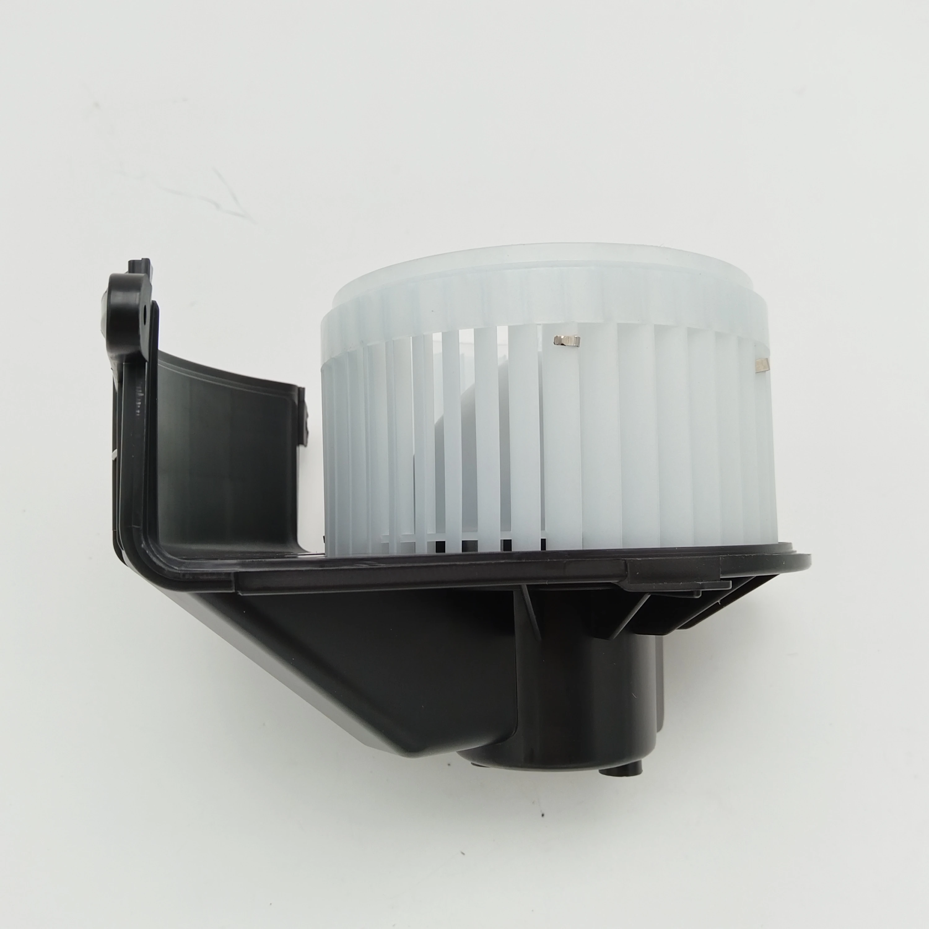 Suitable for Renault Kangoo Ii 09- Movano 10- Mercedes Citan 13- Renault Master 13- Blower Motor Oe: 05991208 4158350700 1738300100 Dea23019
Suitable for Renault Kangoo Ii 09- Movano 10- Mercedes Citan 13- Renault Master 13- Blower Motor Oe: 05991208 4158350700 1738300100 Dea23019
