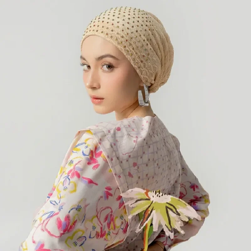 Muslim Turban Scarf Undercap Stretch Rhinestone Inner Hijabs Hollow out Full cover Caps Ready To Wear Women Breathable Headscarf
Muslim Turban Scarf Undercap Stretch Rhinestone Inner Hijabs Hollow out Full cover Caps Ready To Wear Women Breathable Headscarf