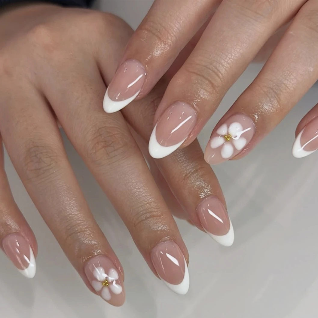 French White Border Flower Long Pointed Fake Nails Art Simple Almond False Nails Press on Nails Charms Rhinestones Manicure Tool
French White Border Flower Long Pointed Fake Nails Art Simple Almond False Nails Press on Nails Charms Rhinestones Manicure Tool