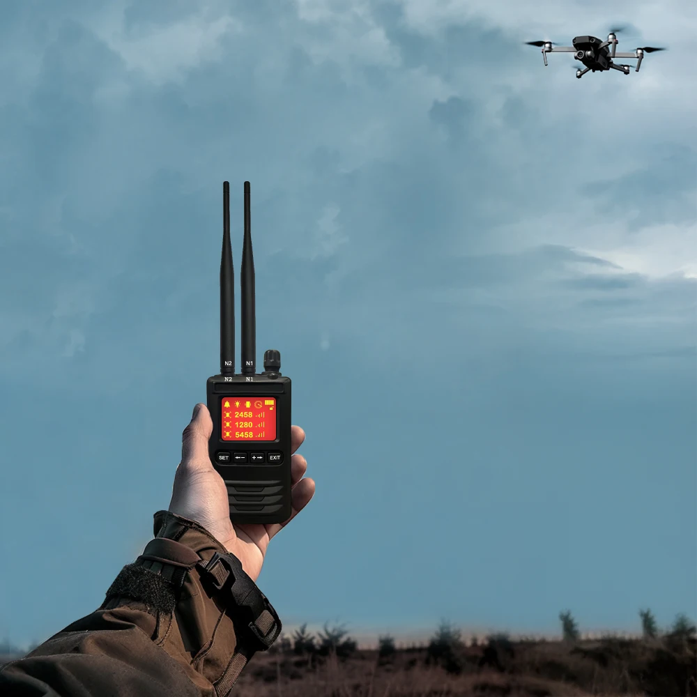 2km Long Range Mini Detector Alarm for Fpv Drone Counter Anti UAV Portable Lora Defense System
2km Long Range Mini Detector Alarm for Fpv Drone Counter Anti UAV Portable Lora Defense System