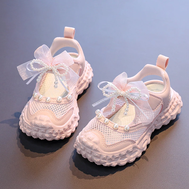 Girls' princess sandals summer 2026 new children's Baotou foreign pearl single mesh shoes for children mesh sneakers
Girls' princess sandals summer 2026 new children's Baotou foreign pearl single mesh shoes for children mesh sneakers