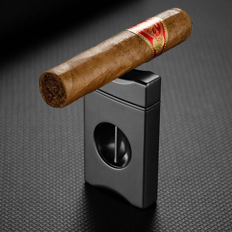 Stainless steel cigar cutter, sharpVMultifunctional and portable
Stainless steel cigar cutter, sharpVMultifunctional and portable