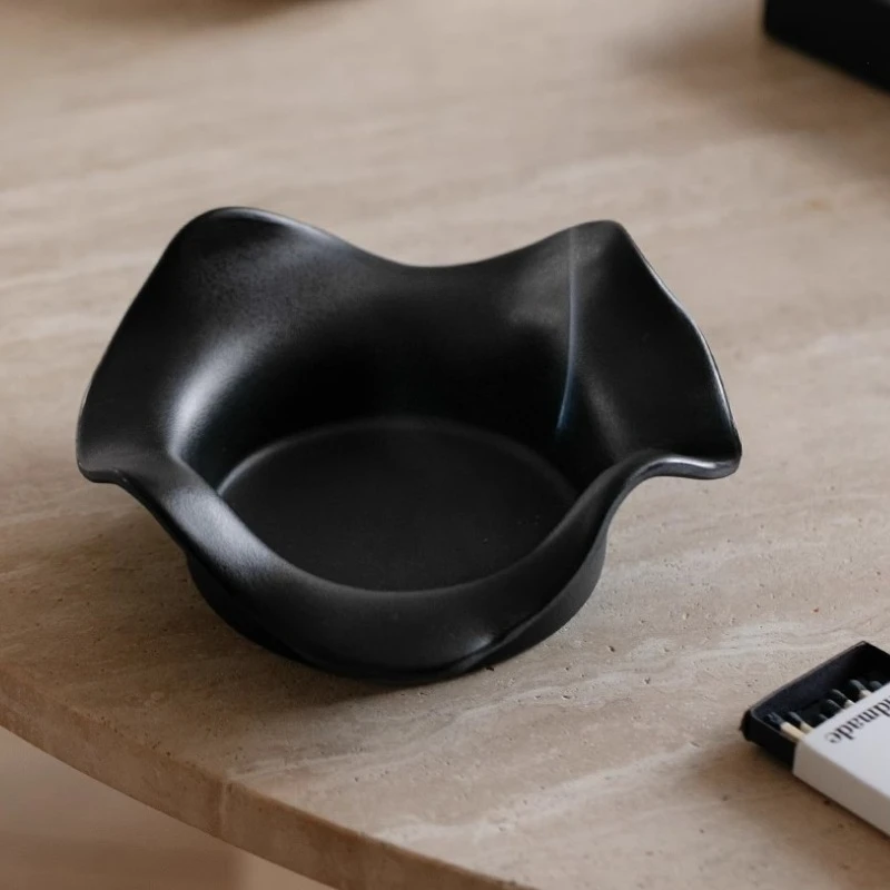 Волнистая пепельница, декоративная пепельница для сигарет, креативная скандинавская элегантная пепельница, эстетичная ретро маленькая подноска для курения, настольные аксессуары
Волнистая пепельница, декоративная пепельница для сигарет, креативная скандинавская элегантная пепельница, эстетичная ретро маленькая подноска для курения, настольные аксессуары