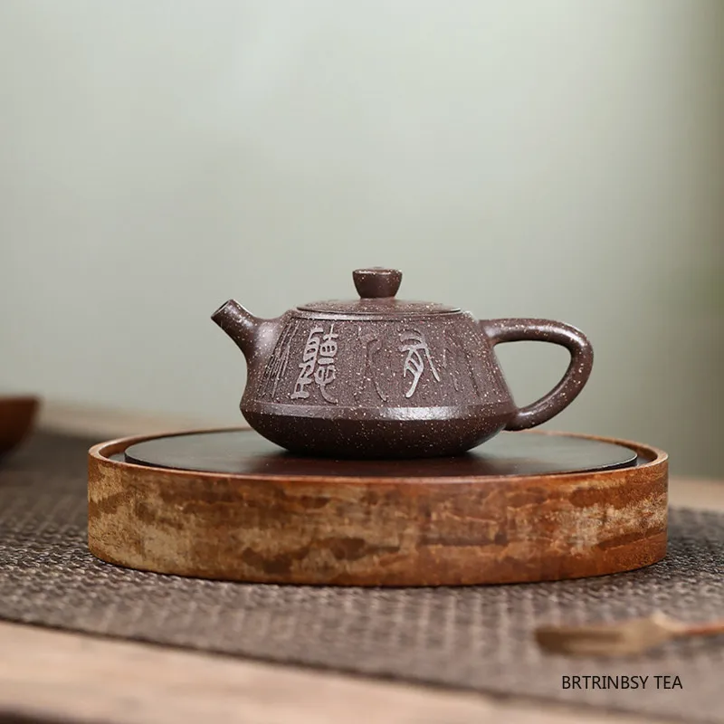 90ml Yixing Purple Clay Teapot Small Capacity Tea Pot Household Beauty Kettle Chinese Raw Ore Zisha Tea Set Tradition Teaware
90ml Yixing Purple Clay Teapot Small Capacity Tea Pot Household Beauty Kettle Chinese Raw Ore Zisha Tea Set Tradition Teaware