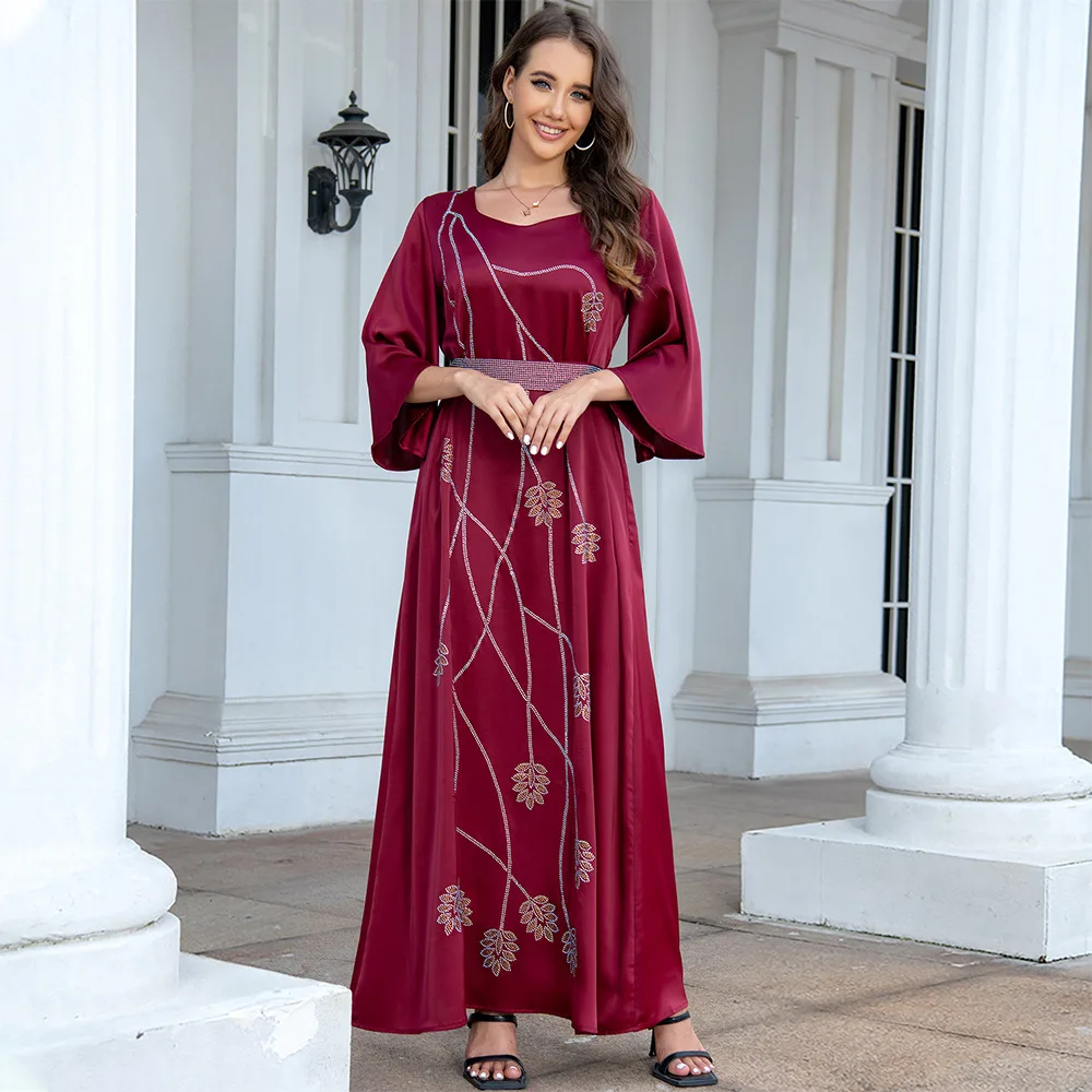 Xqy500018 Leaf Pattern Rhinestone Embellished Gown With Rhinestone Belt Long Dress Robe Abaya Ramadan Dubai Luxury Islam Elegant
Xqy500018 Leaf Pattern Rhinestone Embellished Gown With Rhinestone Belt Long Dress Robe Abaya Ramadan Dubai Luxury Islam Elegant
