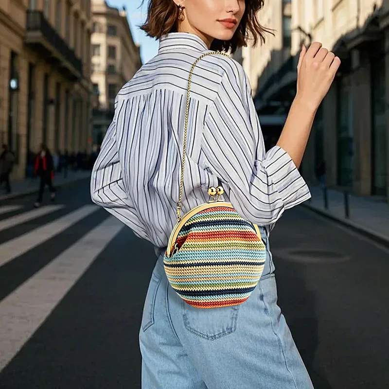Brand Weave Stripe Shell Handbag Kiss Lock Mouth Gold Clip Buckle Shoulder Crossbody Bag French Elegant Exquisite Coin Purse New
Brand Weave Stripe Shell Handbag Kiss Lock Mouth Gold Clip Buckle Shoulder Crossbody Bag French Elegant Exquisite Coin Purse New