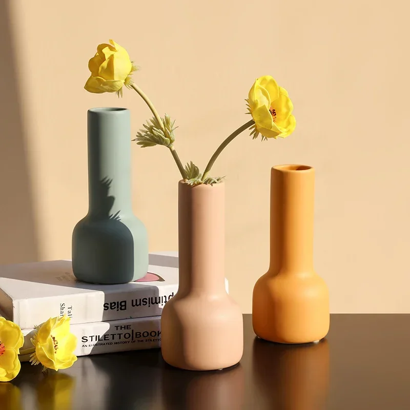 Ceramics Desktop Vase Home Decoration Accessories Flower Vase Flower Arrangement Container Hydroponic Vases Flower Pot Ornaments
Ceramics Desktop Vase Home Decoration Accessories Flower Vase Flower Arrangement Container Hydroponic Vases Flower Pot Ornaments