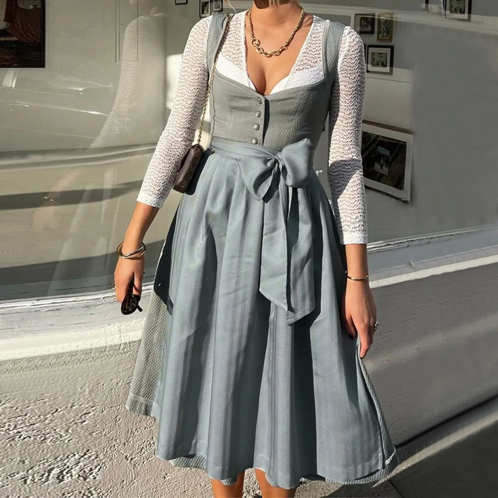 Beer Wench Cosplay Costume Women Dirndl Dress German Oktoberfest Traditional Costume Vintage Women Formal Dresses Vestido Robe
Beer Wench Cosplay Costume Women Dirndl Dress German Oktoberfest Traditional Costume Vintage Women Formal Dresses Vestido Robe