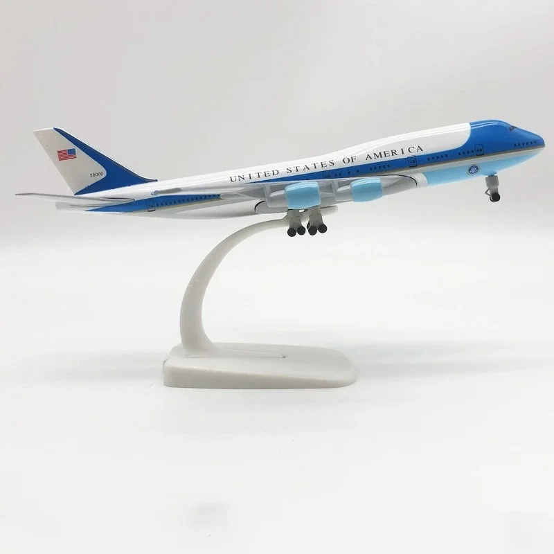 20cm Model Air Force One B747 Diecast Alloy Airplane Airlines Airways Toy planes With Stand Landing Geer Collection Display
20cm Model Air Force One B747 Diecast Alloy Airplane Airlines Airways Toy planes With Stand Landing Geer Collection Display