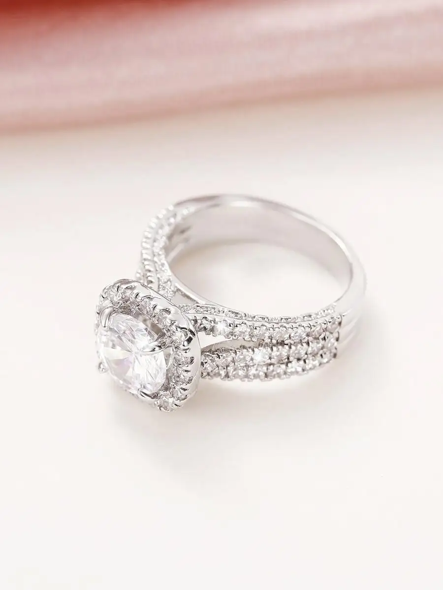 Classic Cubic Zirconia Ring For Women Engagement Wedding Party Gift
Classic Cubic Zirconia Ring For Women Engagement Wedding Party Gift