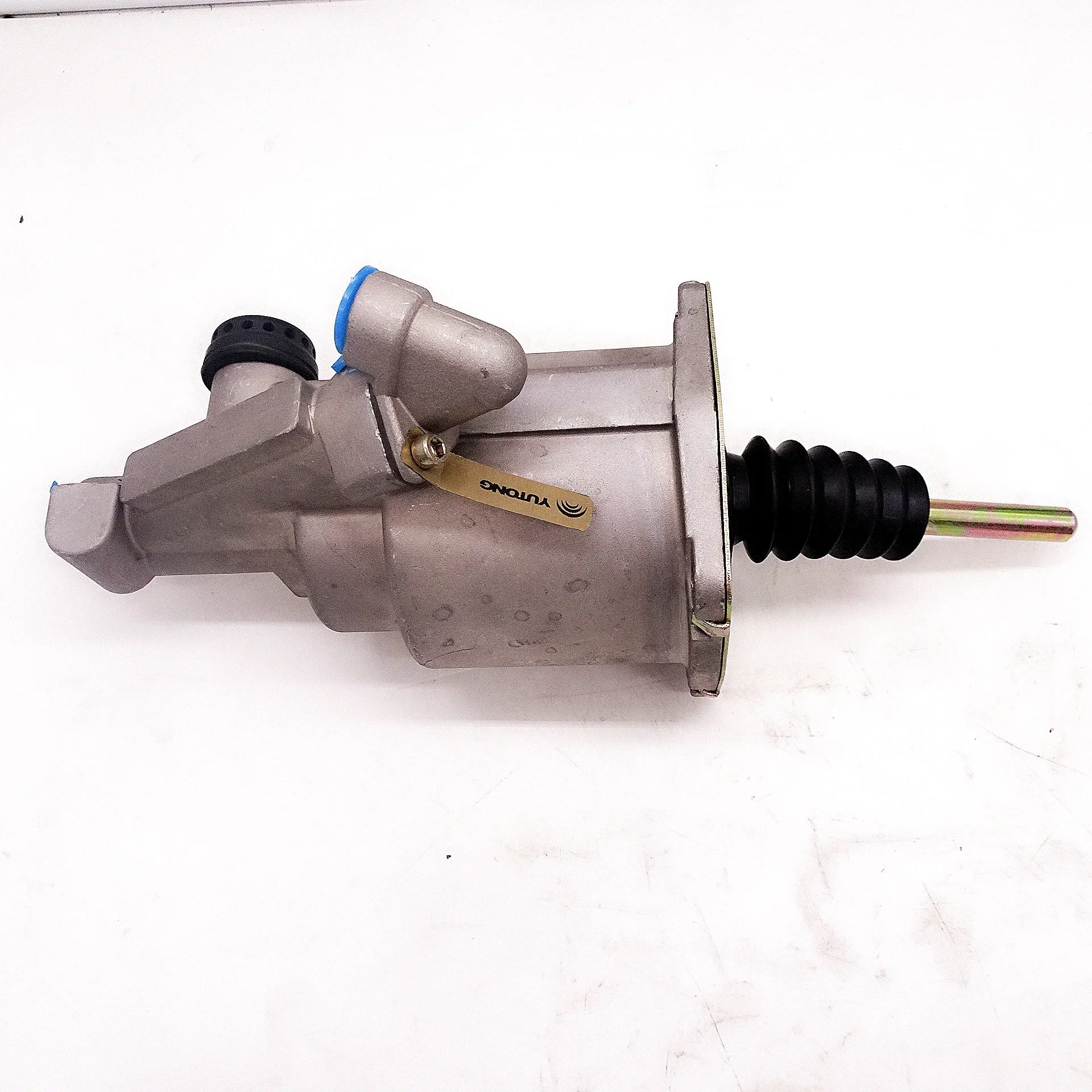 2025 Hot Sell High performance bus parts clutch booster 1604-00695 for yutong other bus parts
2025 Hot Sell High performance bus parts clutch booster 1604-00695 for yutong other bus parts