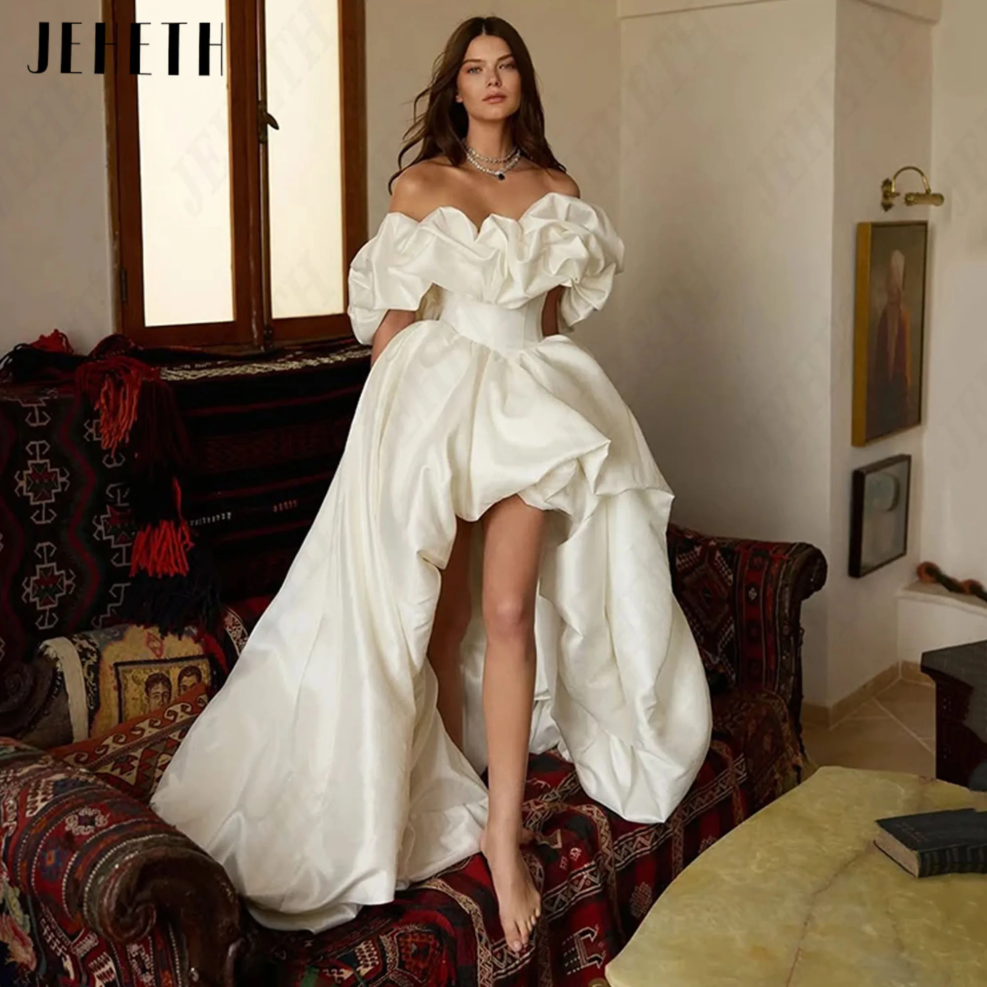 JEHETH Strapless Vintage Wedding Dresses Off-Shoulder Satin Floor Length Boho Bridal Gown A-Line Vestidos De Novia Custom Made
JEHETH Strapless Vintage Wedding Dresses Off-Shoulder Satin Floor Length Boho Bridal Gown A-Line Vestidos De Novia Custom Made