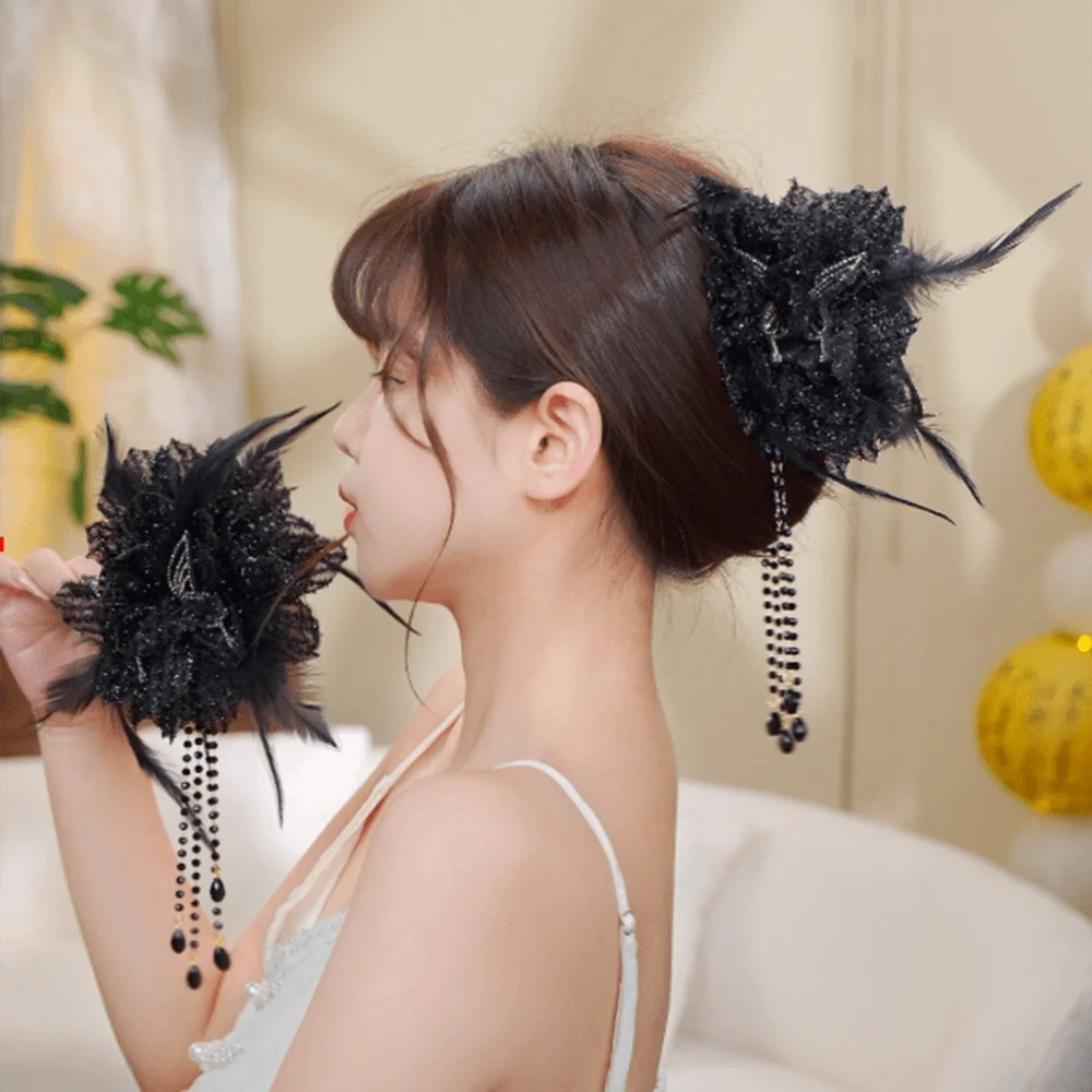 Elegant Feather Butterfly Tassels Fluffy Women Hair Claws Female Headdress Party Hair Clip Hair Accessories New Headwear 
Elegant Feather Butterfly Tassels Fluffy Women Hair Claws Female Headdress Party Hair Clip Hair Accessories New Headwear
