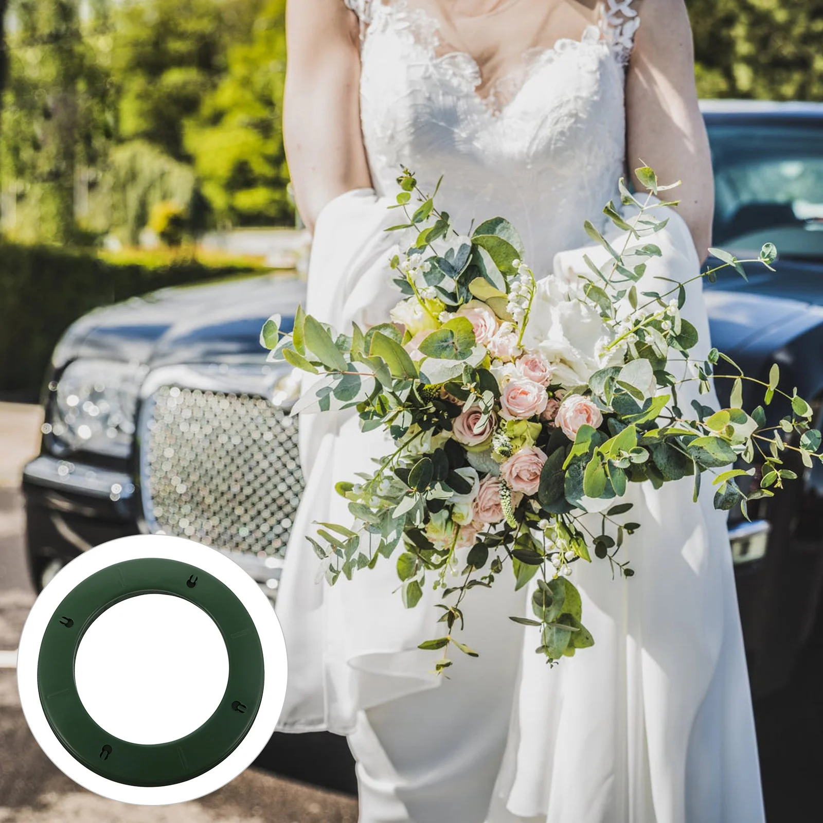 1Pcs Sucker Flower Mud Round Hollow Shape Floral Brick Wedding Car Decoration Prop Green Flower Mud Floral Foams
1Pcs Sucker Flower Mud Round Hollow Shape Floral Brick Wedding Car Decoration Prop Green Flower Mud Floral Foams