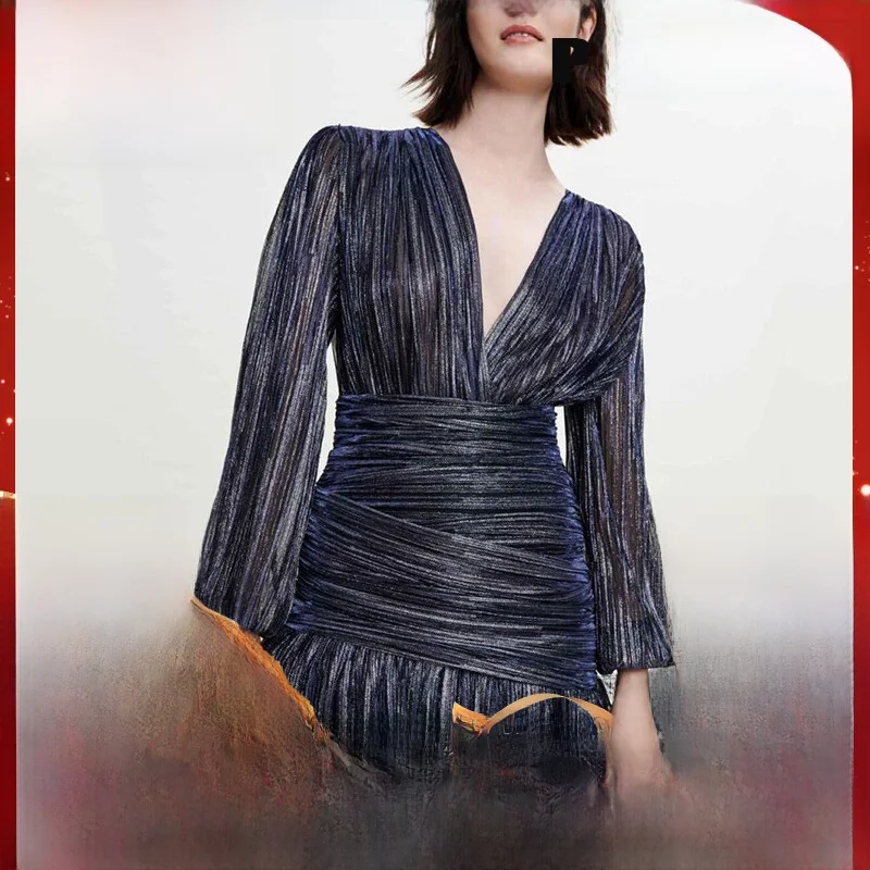 Новинка! Женское летнее платье с V-образным вырезом, длинными рукавами, плиссированной юбкой А-силуэта и поясом из металлической проволоки.
Новинка! Женское летнее платье с V-образным вырезом, длинными рукавами, плиссированной юбкой А-силуэта и поясом из металлической проволоки.