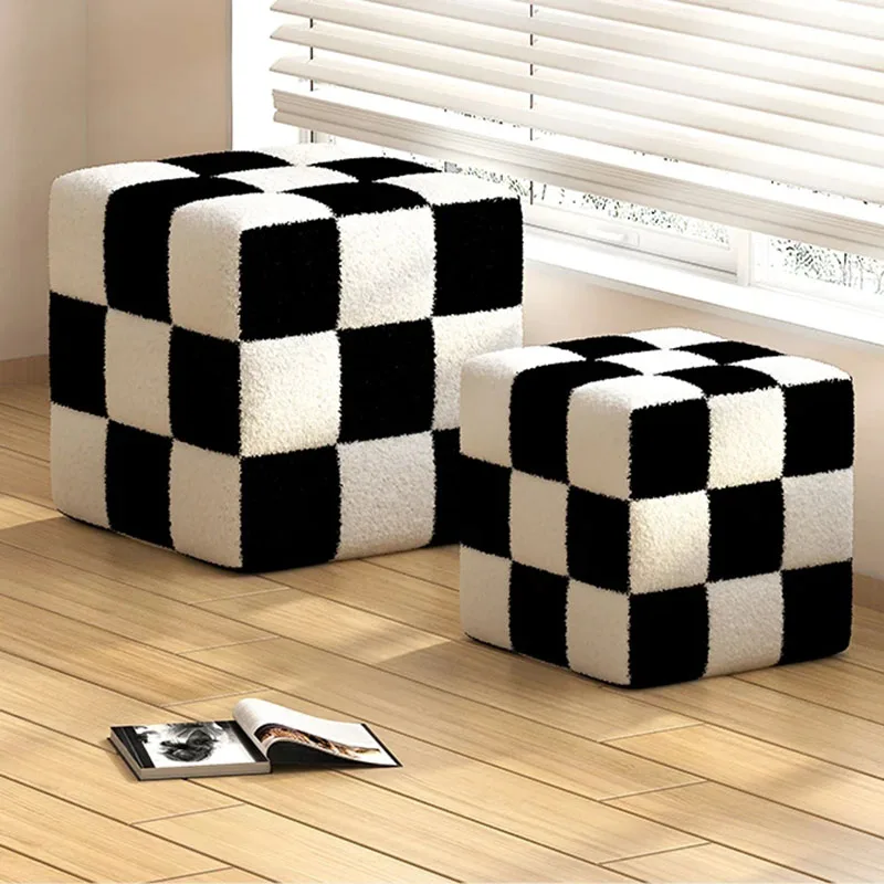 Unique Design Wooden Stool Children Nordic Black Creative Household Foot Stool Gaming Modern Designer Muebles Chinese Furniture
Unique Design Wooden Stool Children Nordic Black Creative Household Foot Stool Gaming Modern Designer Muebles Chinese Furniture