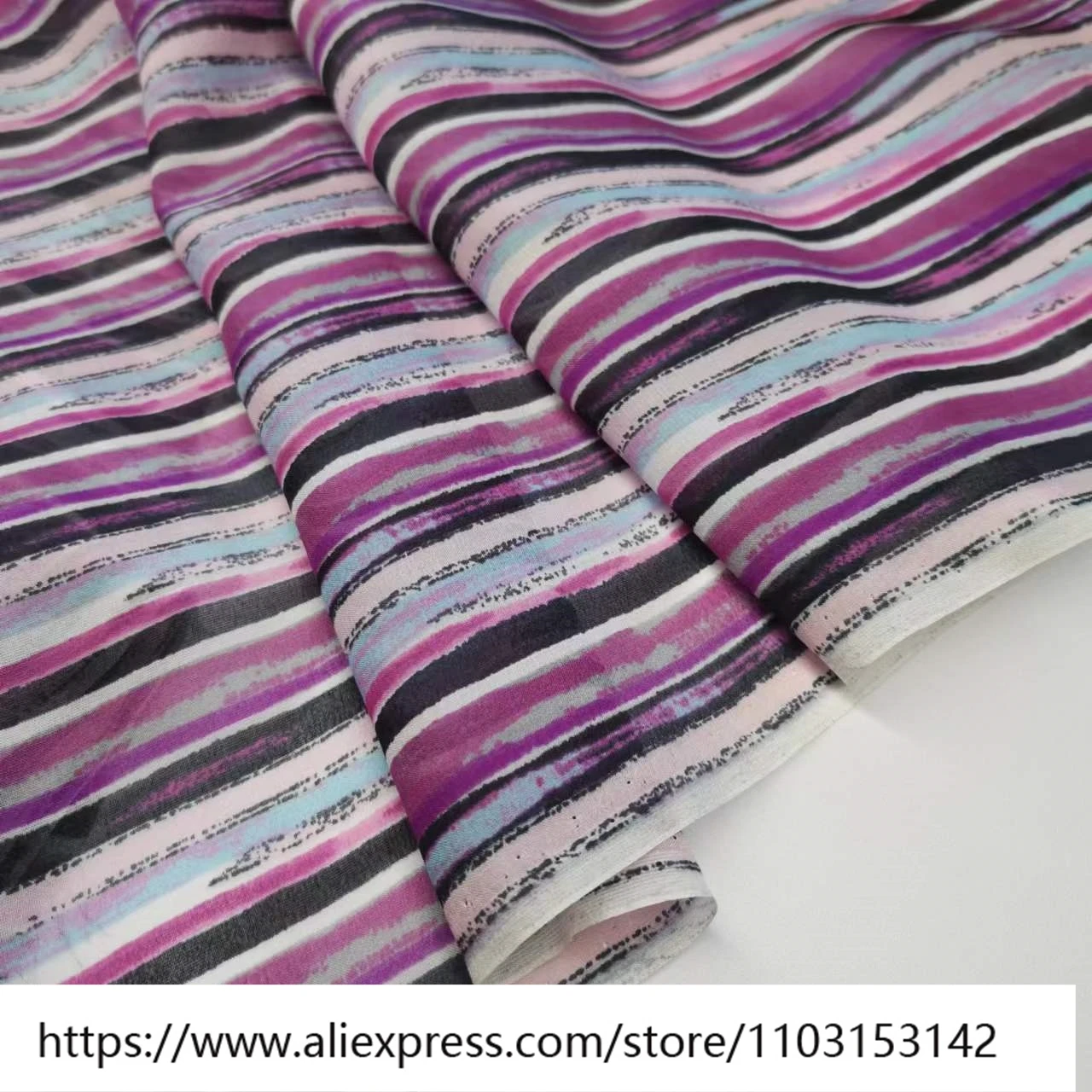 Designer Sewing Fabric Lightweight Women's 8Momme Striped Silk Fashion Dress
Designer Sewing Fabric Lightweight Women's 8Momme Striped Silk Fashion Dress
