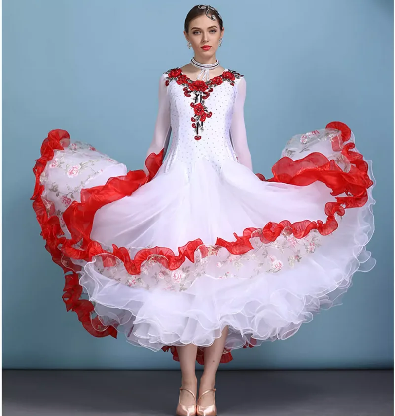 Modern Dance Flared Skirt Printed and Beaded Performance Dress Standard Ballroom Dance Dress
Modern Dance Flared Skirt Printed and Beaded Performance Dress Standard Ballroom Dance Dress
