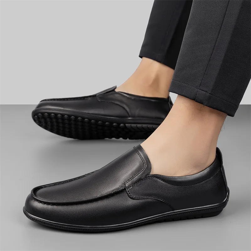 Men's Business Casual Shoes Handmade Layered Cowhide Rubber Bottom Leather Footwear for Office and Leisure
Men's Business Casual Shoes Handmade Layered Cowhide Rubber Bottom Leather Footwear for Office and Leisure