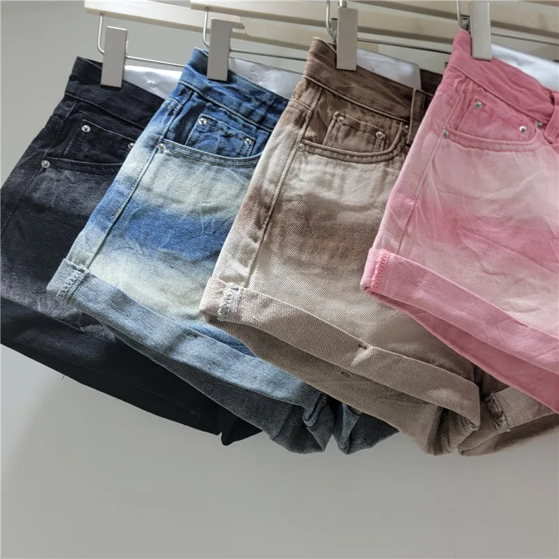 Gradient Denim Wide-leg Shorts for Women 2026 Summer New Versatile High-waisted Slimming Color Block Rolled Hem A-line Hot Pants
Gradient Denim Wide-leg Shorts for Women 2026 Summer New Versatile High-waisted Slimming Color Block Rolled Hem A-line Hot Pants