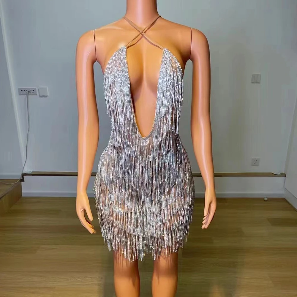 Sexy Stage luxurious Silver Crystals Chains Transparent V-neck Backless Dress Birthday Performance See Through Photoshoot Dress
Sexy Stage luxurious Silver Crystals Chains Transparent V-neck Backless Dress Birthday Performance See Through Photoshoot Dress