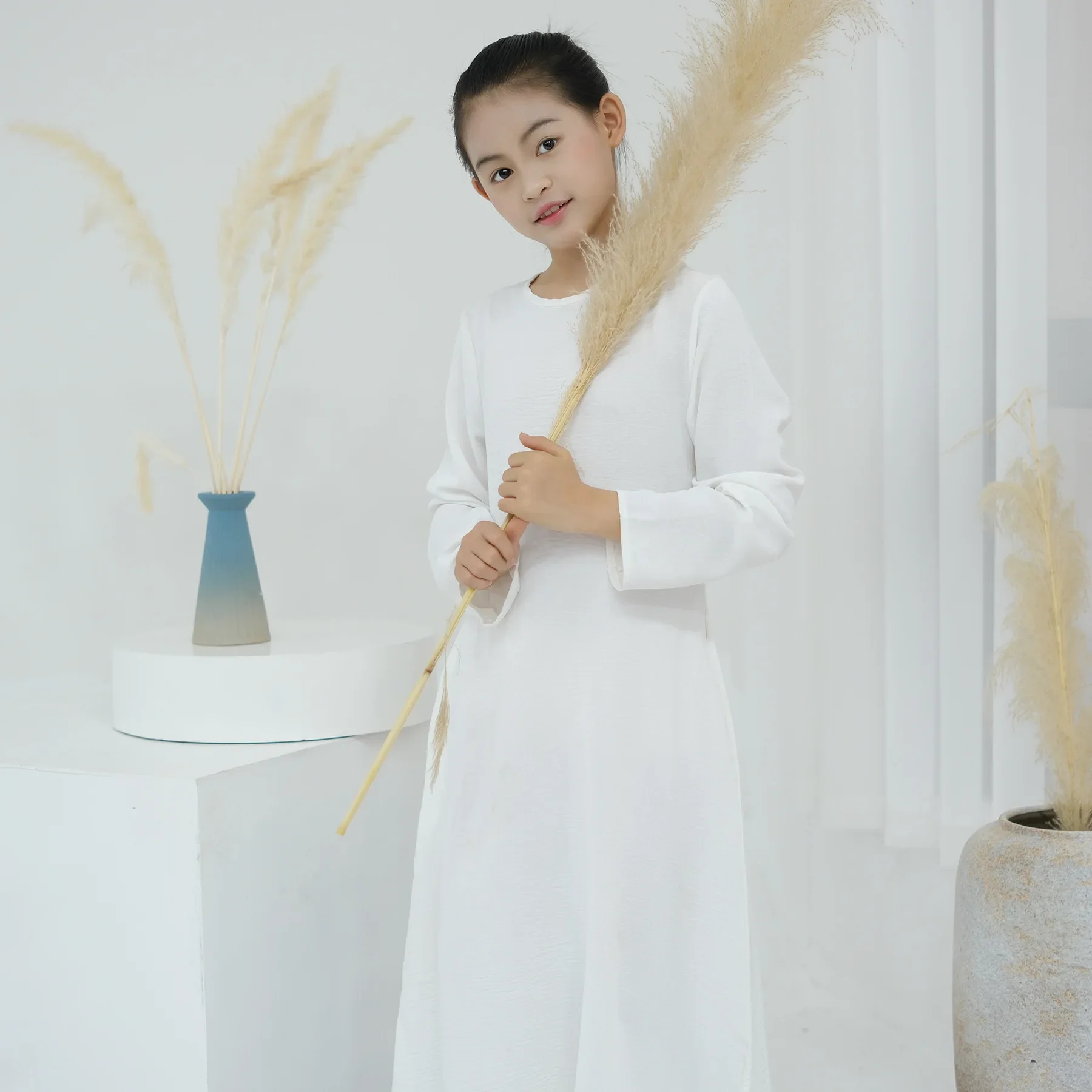 2025 Eid Muslim Girls Kids Plain Maxi Dress Dubai Abaya Turkey Kaftan Ramadan Islam Children Clothing Saudi Arabic Robe Djellaba
2025 Eid Muslim Girls Kids Plain Maxi Dress Dubai Abaya Turkey Kaftan Ramadan Islam Children Clothing Saudi Arabic Robe Djellaba