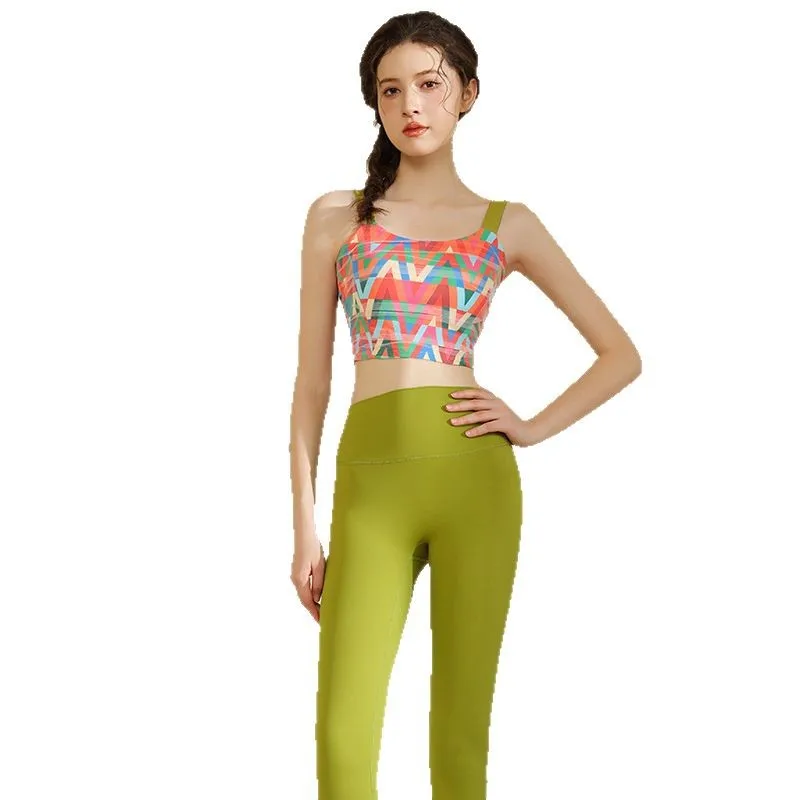Women Sports Tank Top with Built In Bra Shockproof Workout Vest Pilates Yoga Gym Crop Top
Women Sports Tank Top with Built In Bra Shockproof Workout Vest Pilates Yoga Gym Crop Top