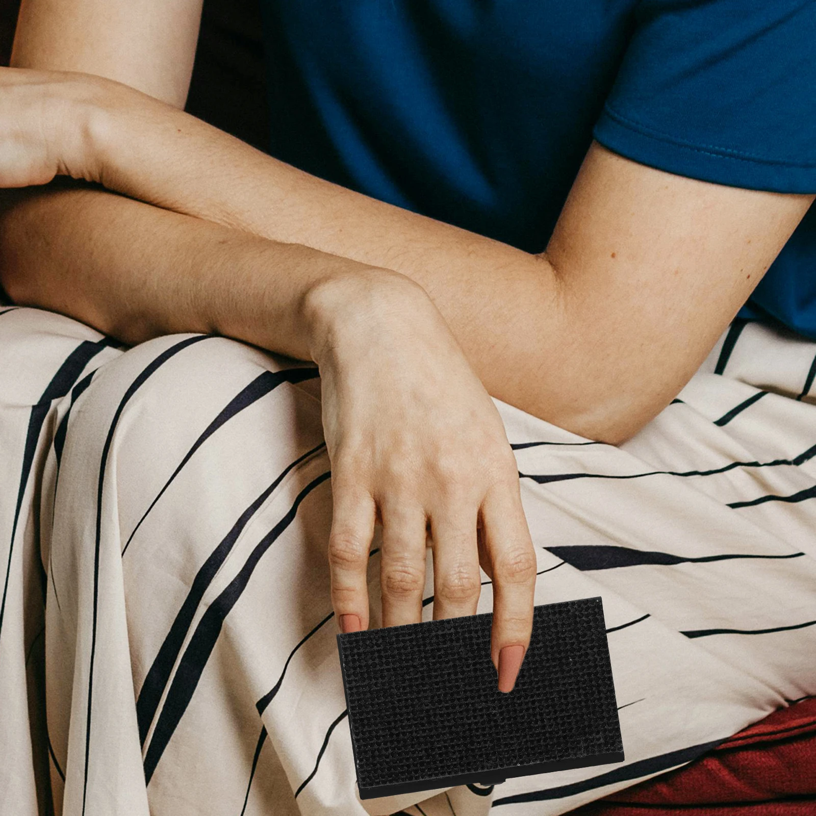 Professional Water Drill Business Card Holder Storage Box Compact Portable Desktop Organizer Stable Cards Container
Professional Water Drill Business Card Holder Storage Box Compact Portable Desktop Organizer Stable Cards Container