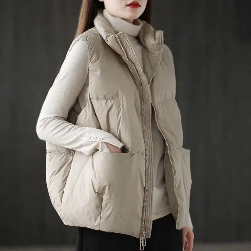 Women Fashion Autumn 2024 Stand Collar Elegant Khaki Coats Warm Outerwear Casual Belt Sleeveless Winter Vests Jackets J3
Women Fashion Autumn 2024 Stand Collar Elegant Khaki Coats Warm Outerwear Casual Belt Sleeveless Winter Vests Jackets J3