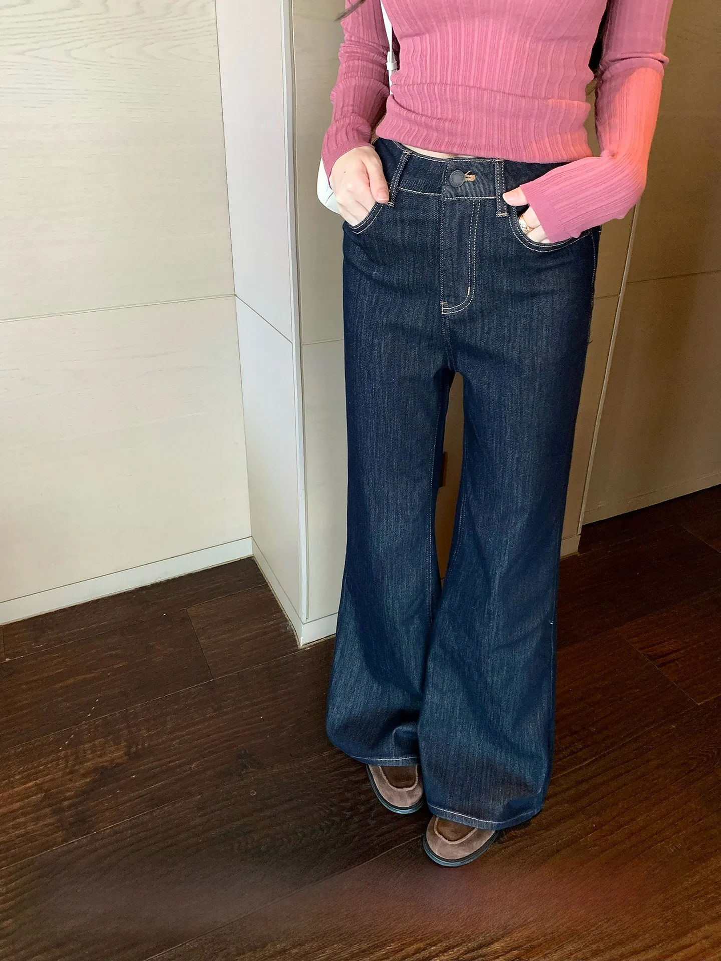 Deep Blue Slim Wide Leg Denim Pants Women's Thin Fleece Casual Loose Long Trousers Straight Cut High Waist Spring Season
Deep Blue Slim Wide Leg Denim Pants Women's Thin Fleece Casual Loose Long Trousers Straight Cut High Waist Spring Season