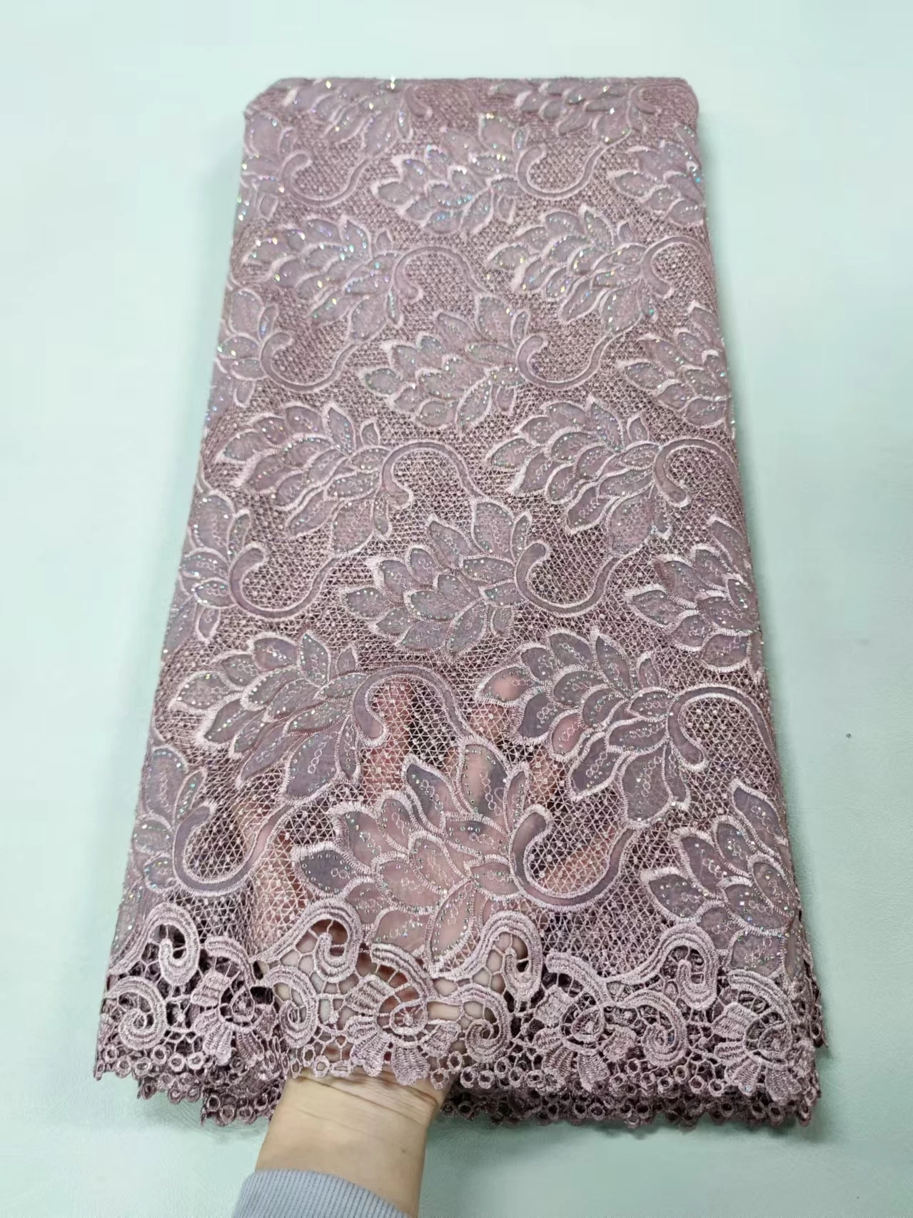 2025 African Nigerian High-Quality Embroidery Lace Fabric French Tulle Sequins Organza 5 Yards for Wedding Party Dresses XL058
2025 African Nigerian High-Quality Embroidery Lace Fabric French Tulle Sequins Organza 5 Yards for Wedding Party Dresses XL058