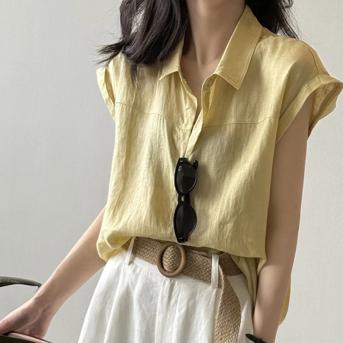 plus Size Women's Shirt Short Sleeve Outerwear Slimming Top Summer New Style Button Placket Splice Design Regular Thickness
plus Size Women's Shirt Short Sleeve Outerwear Slimming Top Summer New Style Button Placket Splice Design Regular Thickness