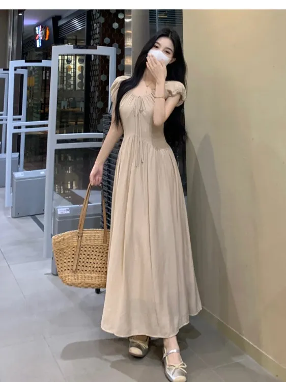 plus Size Women's V-Neck Puffy Sleeve A-Line Dress Summer New Style Waist-Cinching Korean Style Commute Wind Midi Dress
plus Size Women's V-Neck Puffy Sleeve A-Line Dress Summer New Style Waist-Cinching Korean Style Commute Wind Midi Dress