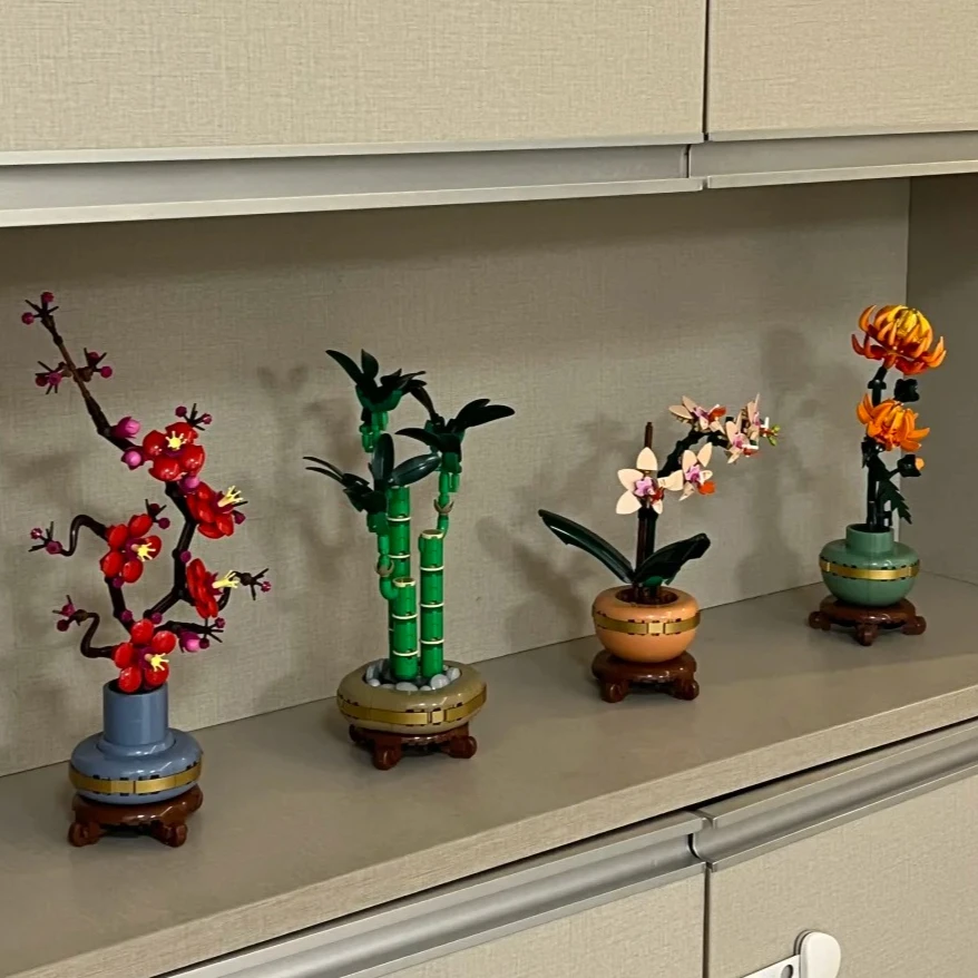 Наборы строительных блоков «Цветы и растения» 10368, 10369, 10344, 10343, совместимые с деталями Lego, подходят для рождественских подарков
Наборы строительных блоков «Цветы и растения» 10368, 10369, 10344, 10343, совместимые с деталями Lego, подходят для рождественских подарков