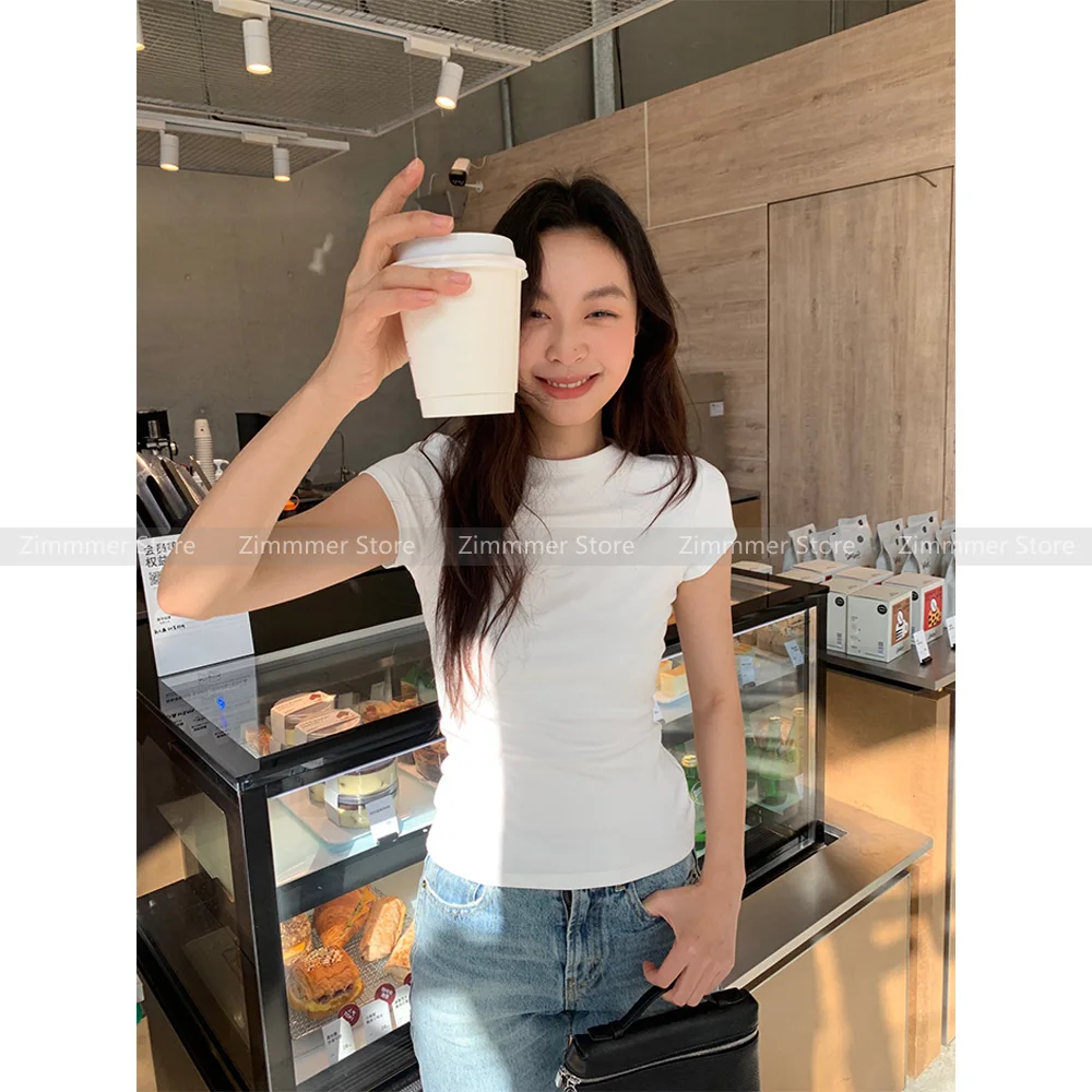 2024 Spring and summer new simple versatile round neck solid color Slim short-sleeved t-shirt tops female
2024 Spring and summer new simple versatile round neck solid color Slim short-sleeved t-shirt tops female