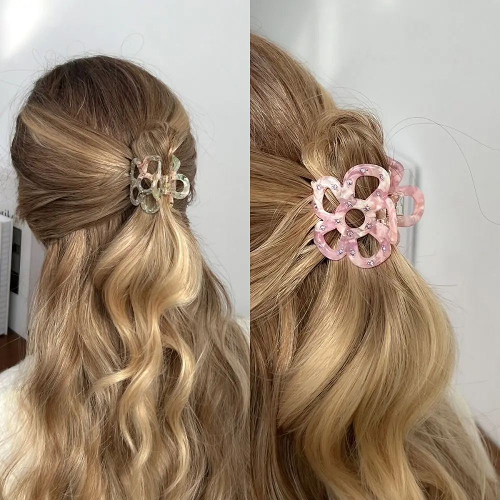 Personalized Rhinestone Hollow Flower Hair Claws Headwear Geometry Acetate Hair Clip Hairpin Hair Grab Girls
Personalized Rhinestone Hollow Flower Hair Claws Headwear Geometry Acetate Hair Clip Hairpin Hair Grab Girls