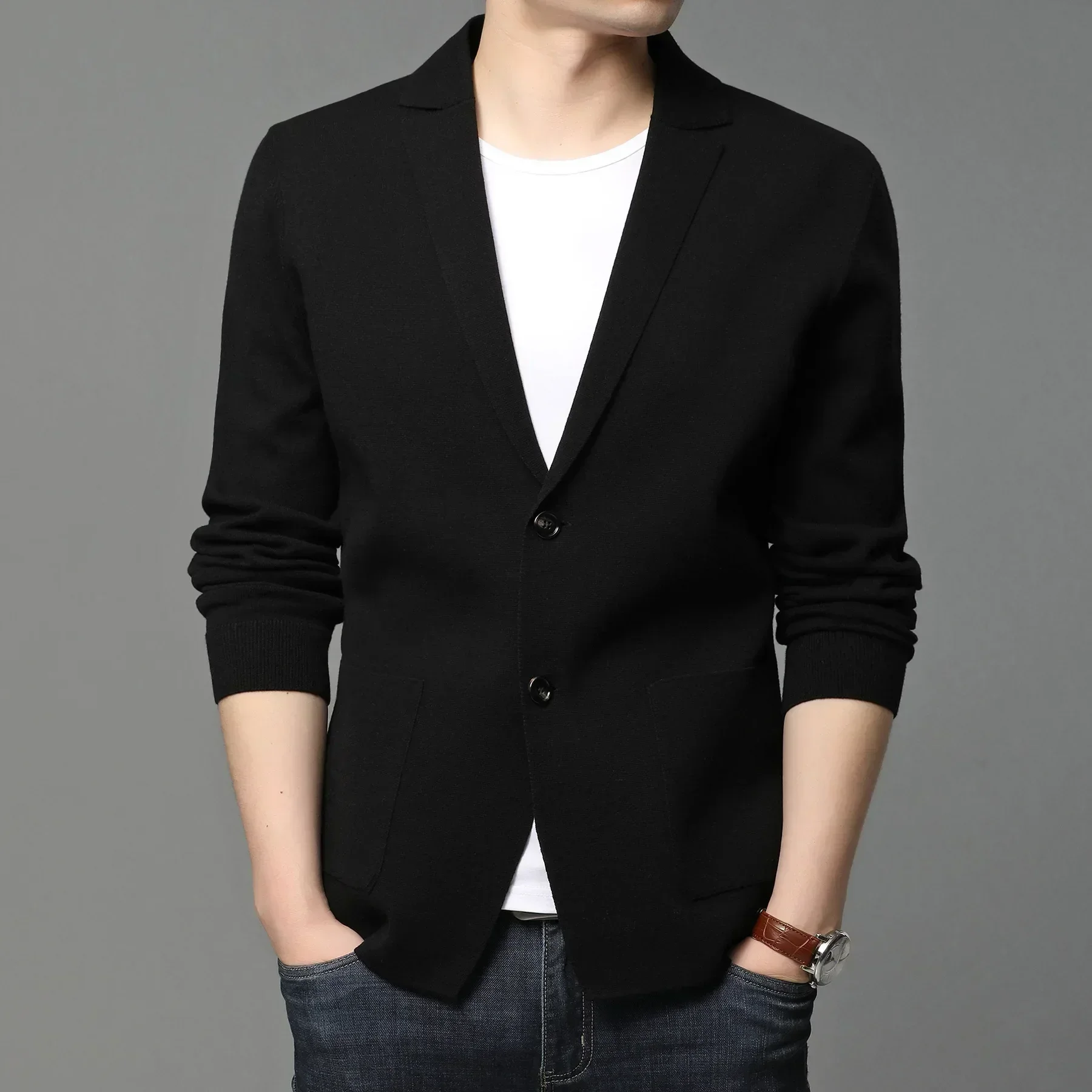 New Autumn Style Cardigan Men's Coat, Korean Version, Knitted Suit, Pure Color Sweater, Personalized for Young People's Coat
New Autumn Style Cardigan Men's Coat, Korean Version, Knitted Suit, Pure Color Sweater, Personalized for Young People's Coat