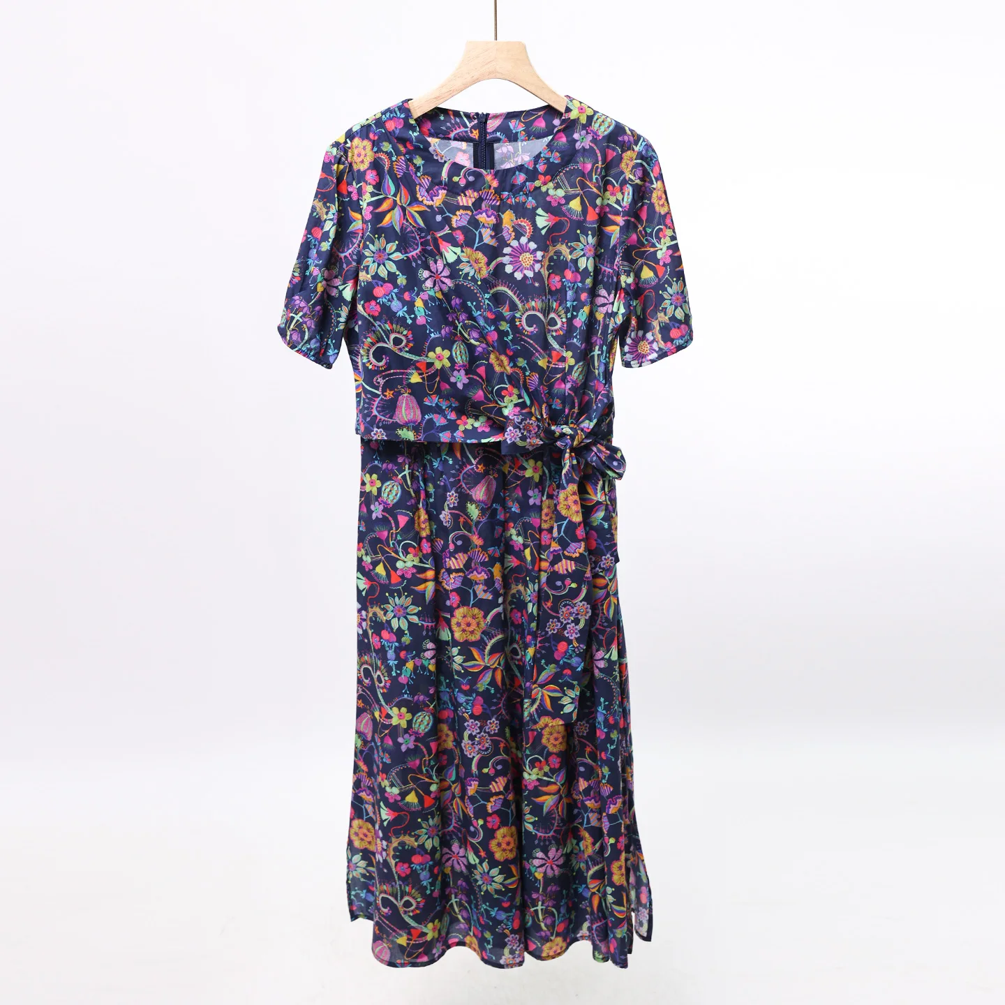 Pure Cotton Short Sleeve Floral Print Dress High Waist A-Line Silhouette Comfortable Spring Commute Style Casual Wear
Pure Cotton Short Sleeve Floral Print Dress High Waist A-Line Silhouette Comfortable Spring Commute Style Casual Wear