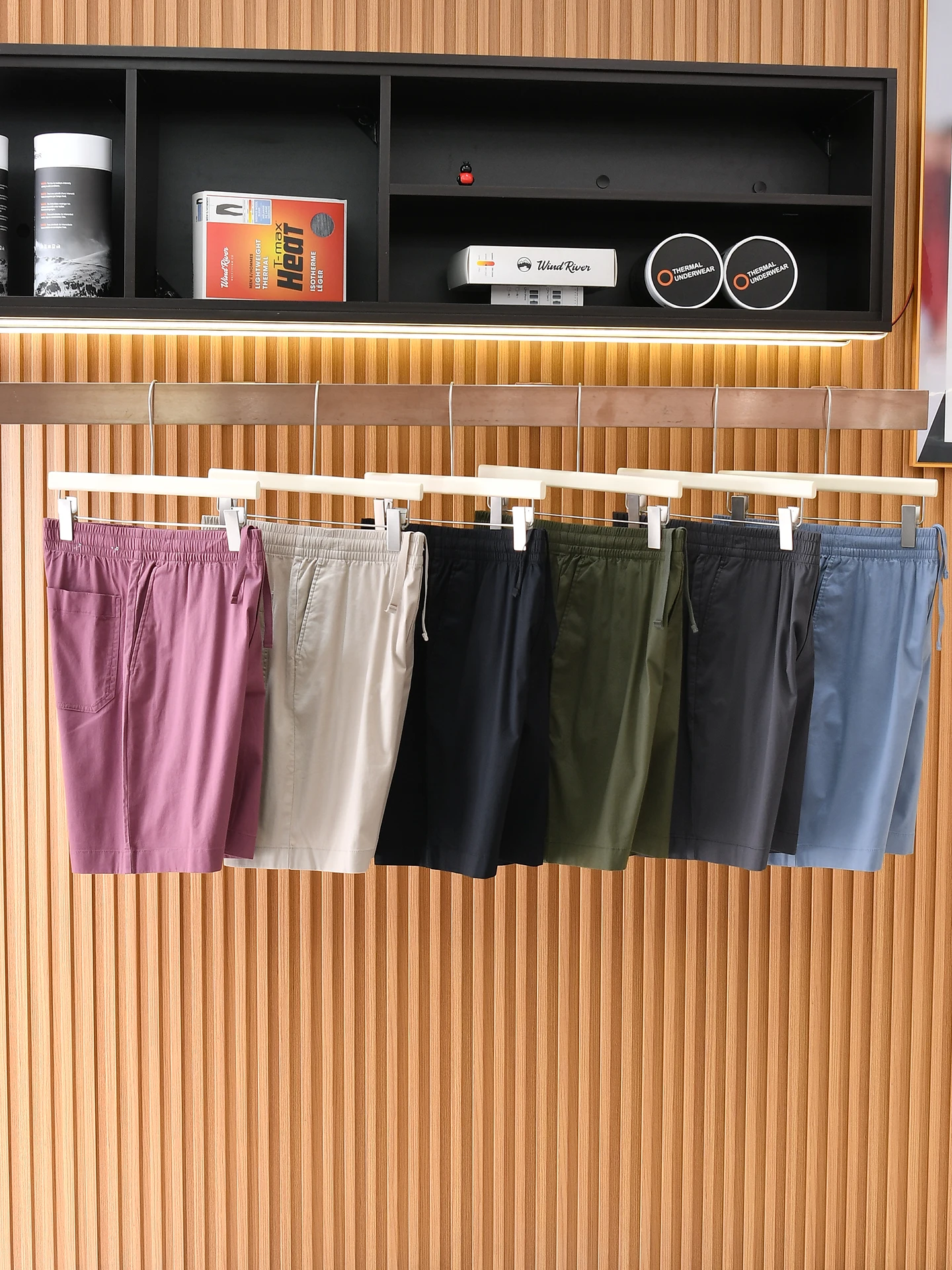 Casual Cotton Men's Shorts Breathable Summer Basic Versatile Moisture Wicking Comfortable Elastic Waist Outdoor Leisure Shorts
Casual Cotton Men's Shorts Breathable Summer Basic Versatile Moisture Wicking Comfortable Elastic Waist Outdoor Leisure Shorts