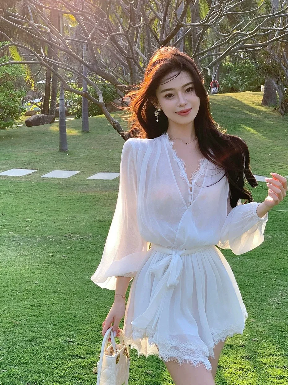 plus Size Summer Fairy Dress Lace Trim Bell Sleeve V Neck Chiffon Waist Cinched Slimming White Gown Holiday Style City Commute
plus Size Summer Fairy Dress Lace Trim Bell Sleeve V Neck Chiffon Waist Cinched Slimming White Gown Holiday Style City Commute