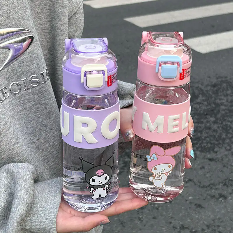 Sanrio My Melody Kuromi Cinnamoroll пластиковая чашка для воды чашка для горячей воды хит продукта новый продукт мультфильм большая емкость на открытом воздухе
Sanrio My Melody Kuromi Cinnamoroll пластиковая чашка для воды чашка для горячей воды хит продукта новый продукт мультфильм большая емкость на открытом воздухе